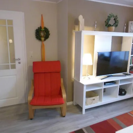 In Mit Terrasse By Interhome דירה *